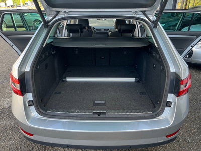 Skoda Superb Station Wagon 2.0 TDI EVO 150 CV SCR DSG Wagon SportLine (9)