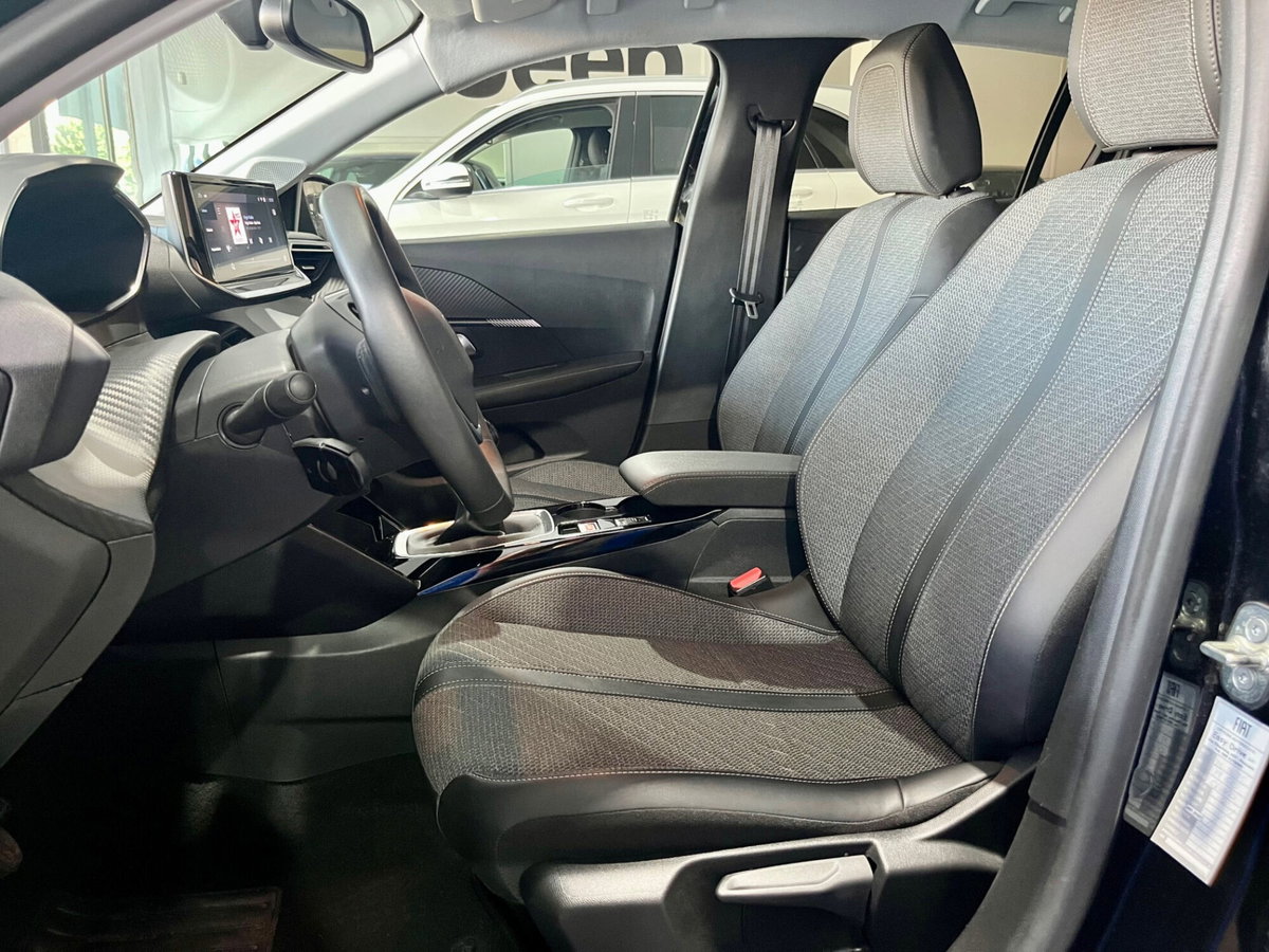 Peugeot 208 PureTech 100 Stop&Start 5 porte Allure (6)