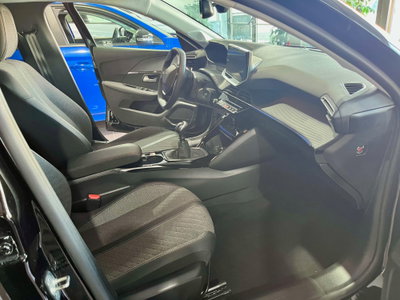 Peugeot 208 PureTech 100 Stop&Start 5 porte Allure (7)