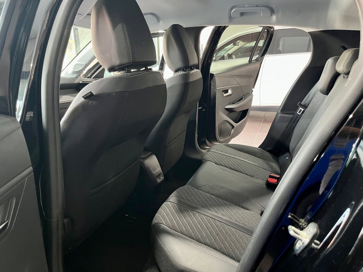 Peugeot 208 PureTech 100 Stop&Start 5 porte Allure (8)