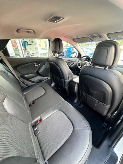 Hyundai ix35 2.0 CRDi 4WD Xpossible (11)