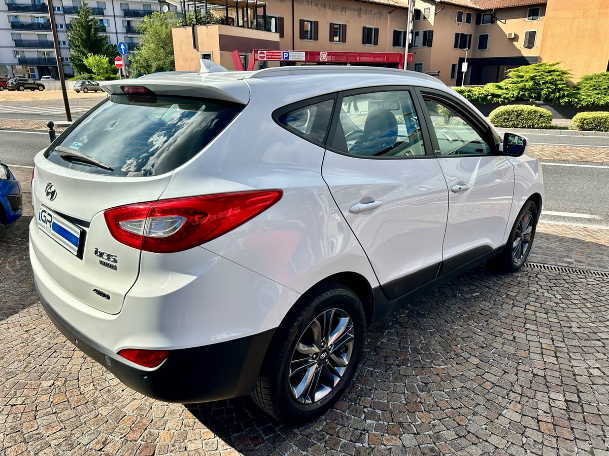 Hyundai ix35 2.0 CRDi 4WD Xpossible (4)