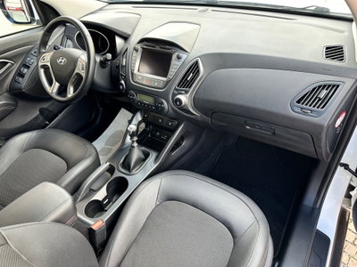 Hyundai ix35 2.0 CRDi 4WD Xpossible (9)