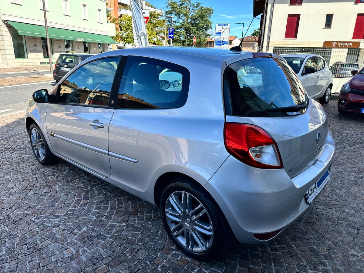 Renault Clio 1.2 16V cat 3 porte Dynamique (4)