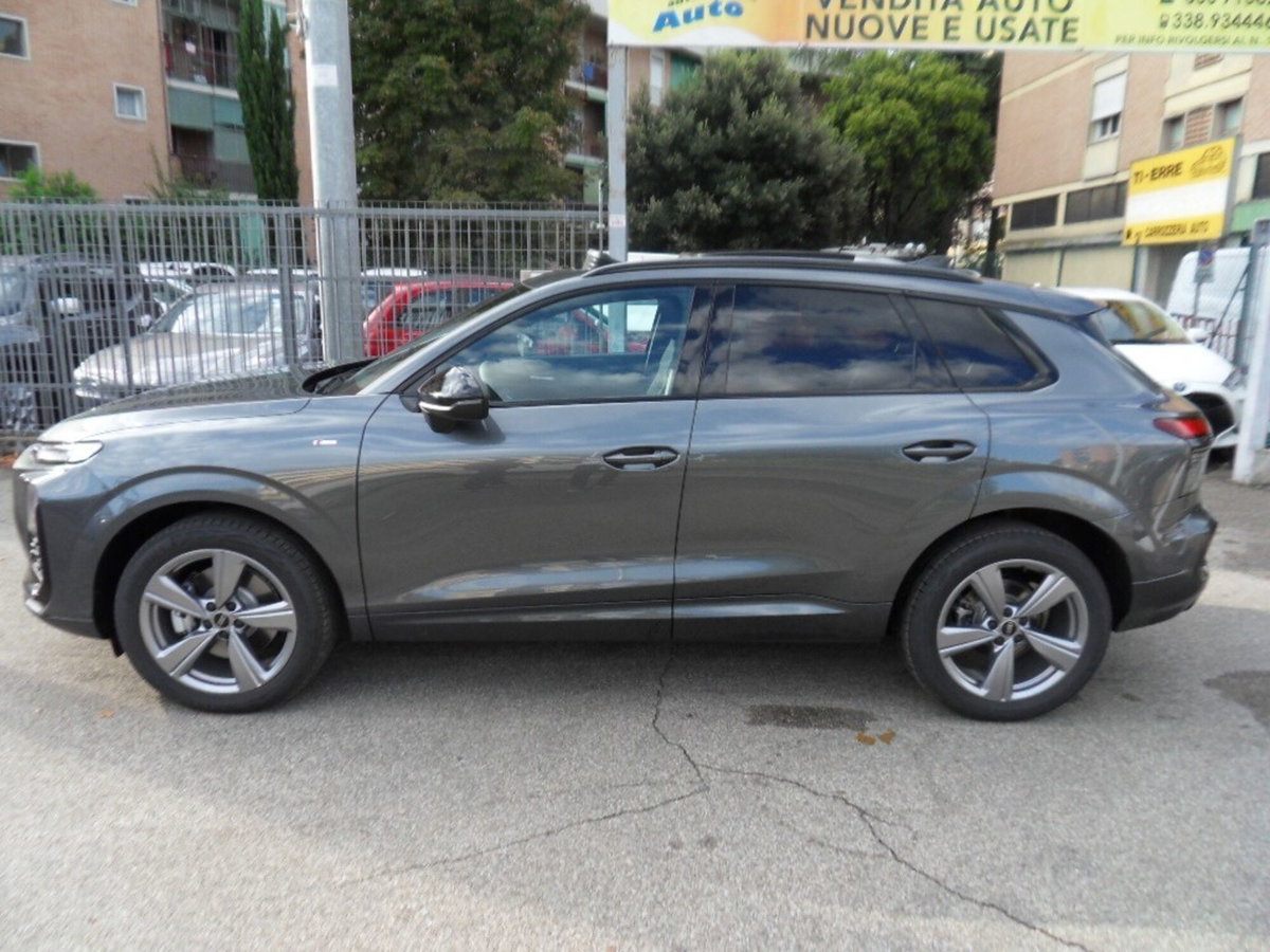 Audi Q3 Sportback 35 TDI quattro S tronic S line edition (4)