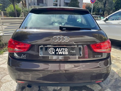 Audi A1 1.2 TFSI Attraction (11)