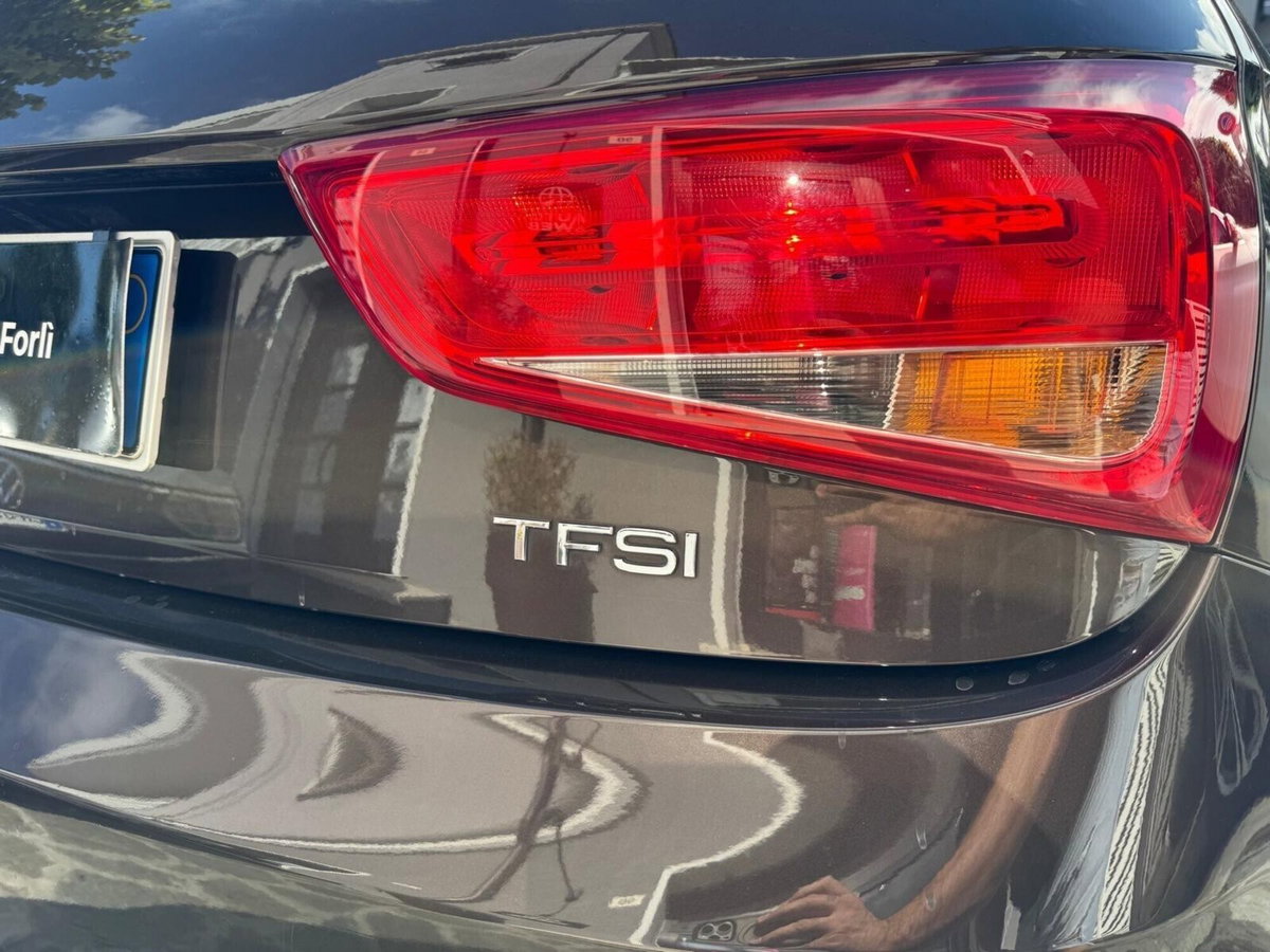 Audi A1 1.2 TFSI Attraction (12)