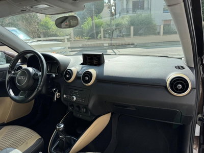 Audi A1 1.2 TFSI Attraction (16)
