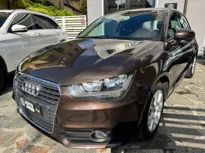 Audi A1 1.2 TFSI Attraction (2)