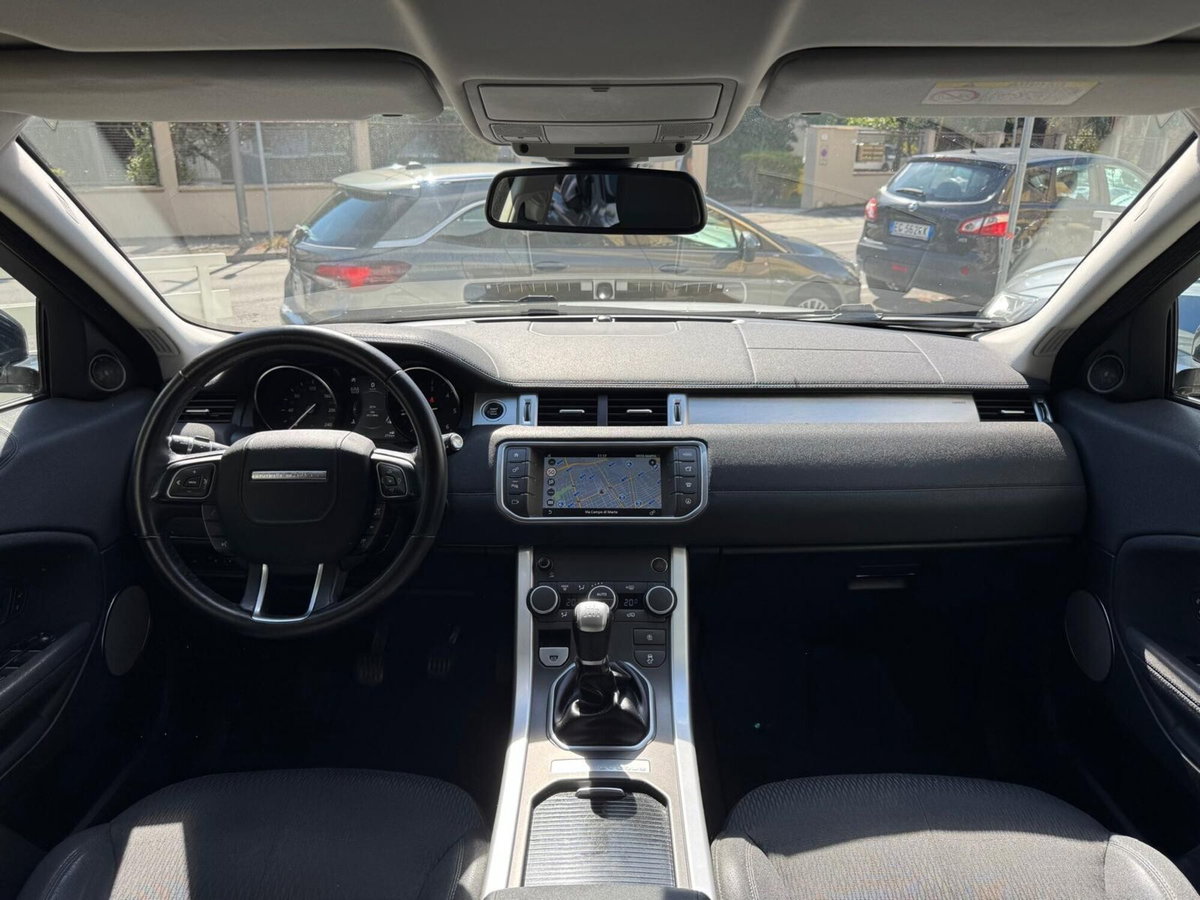 Land Rover Range Rover Evoque 2.0 eD4 5p. SE Dynamic (13)