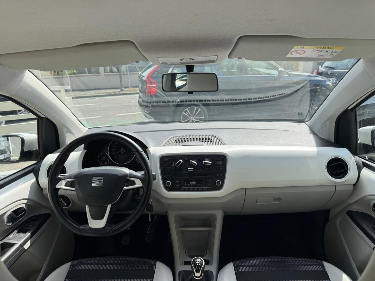 SEAT Mii 1.0 68 CV 5 porte by Mango Nero Assoluto Ecofuel (16)