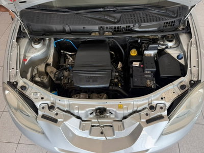 Lancia Ypsilon 1.2 Versus (7)