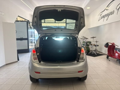 Lancia Ypsilon 1.2 Versus (8)
