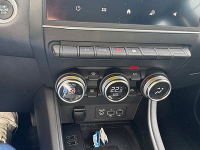 Renault Captur Full Hybrid E-Tech 145 CV Business (12)