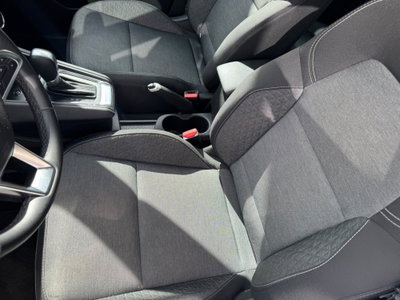 Renault Captur Full Hybrid E-Tech 145 CV Business (14)