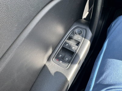 Renault Captur Full Hybrid E-Tech 145 CV Business (18)
