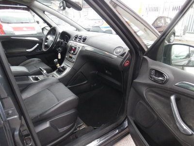 Ford S-Max 2.0 TDCi 140CV Titanium (16)