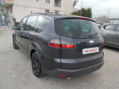 Ford S-Max 2.0 TDCi 140CV Titanium (5)