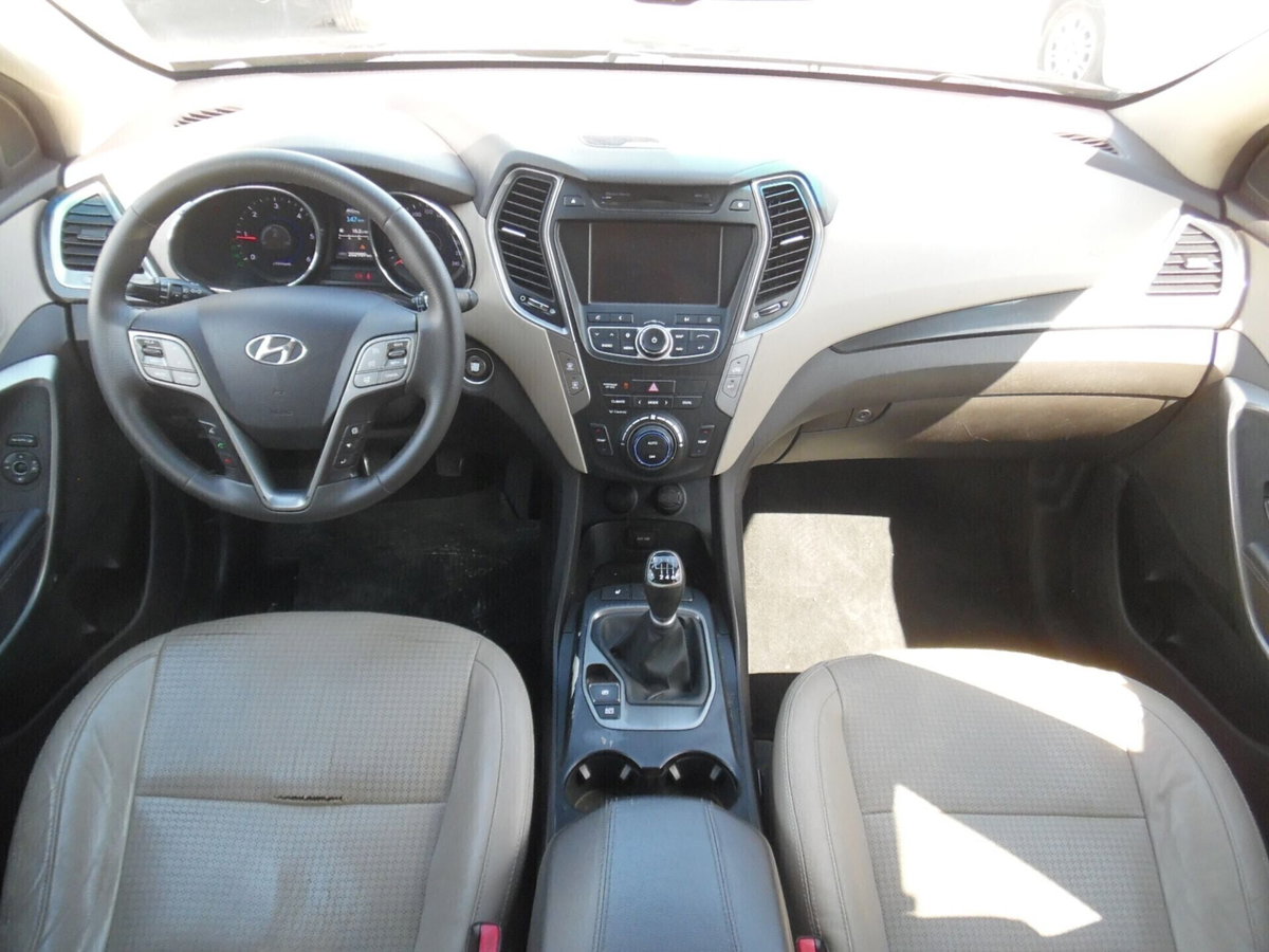 Hyundai Santa Fe 2.0 CRDi 4WD Comfort Plus (9)