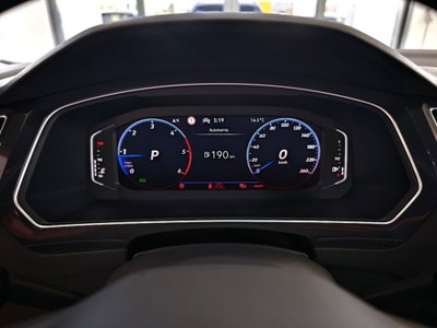Volkswagen Tiguan 2.0 TDI 150 CV SCR DSG 4MOTION R-Line (14)