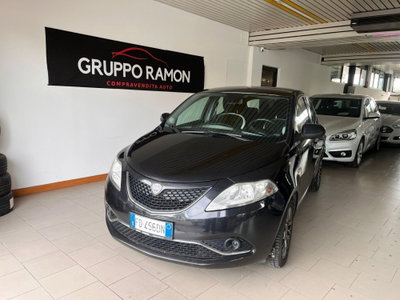 Lancia Ypsilon 1.2 69 CV 5 porte Gold usata