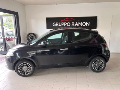 Lancia Ypsilon 1.2 69 CV 5 porte Gold (7)
