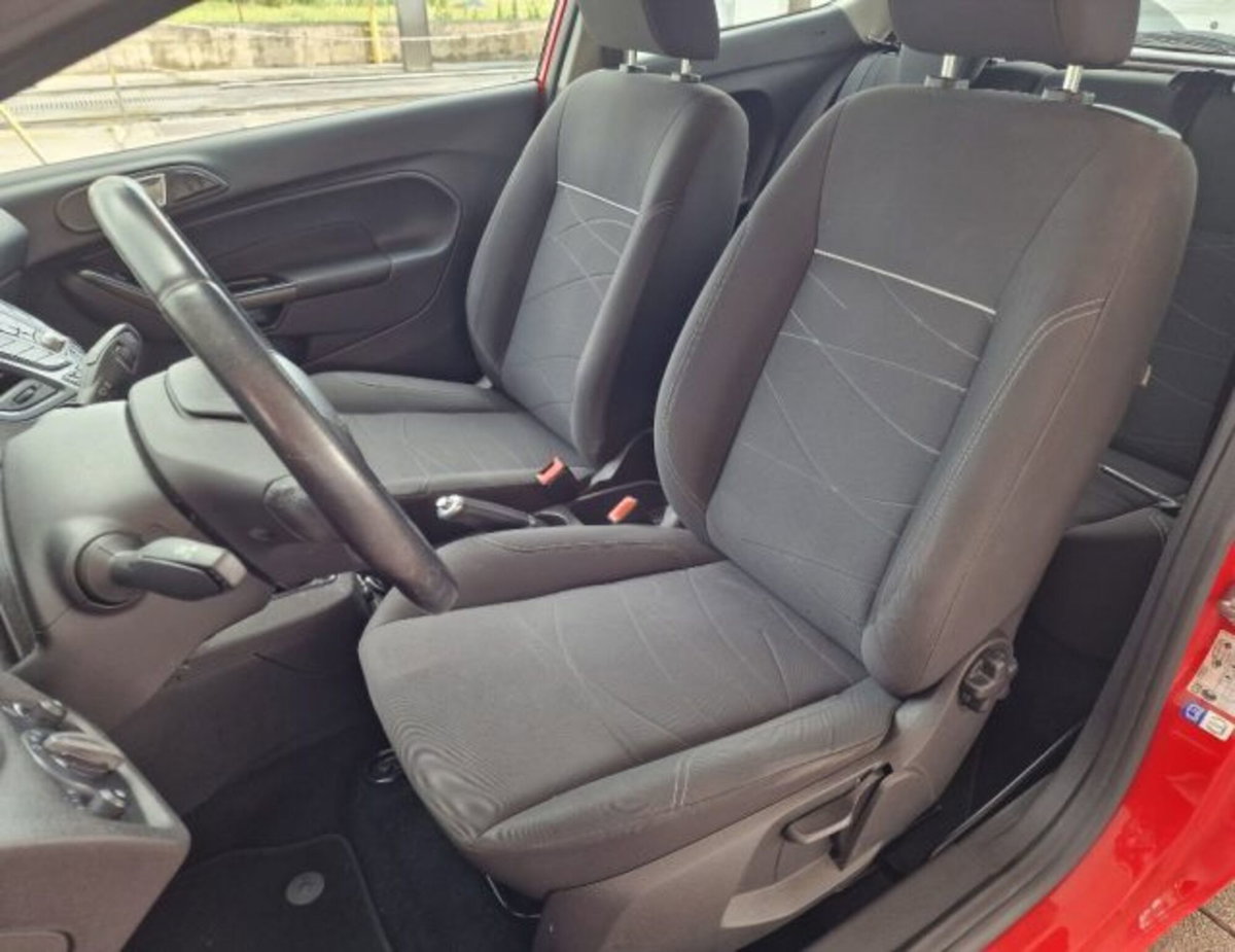Ford Fiesta 1.4 3 porte Bz.- GPL Titanium (12)