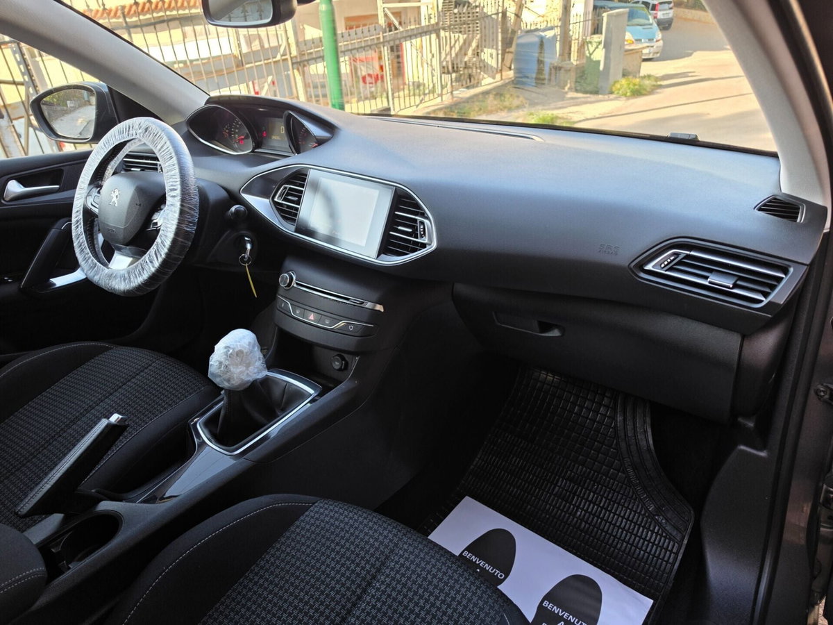 Peugeot 308 BlueHDi 100 S&S Business (6)