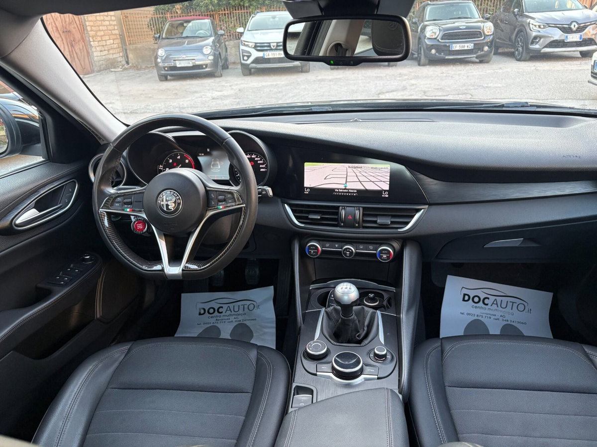Alfa Romeo Giulia 2.2 Turbodiesel 180 CV AT8 Super (10)