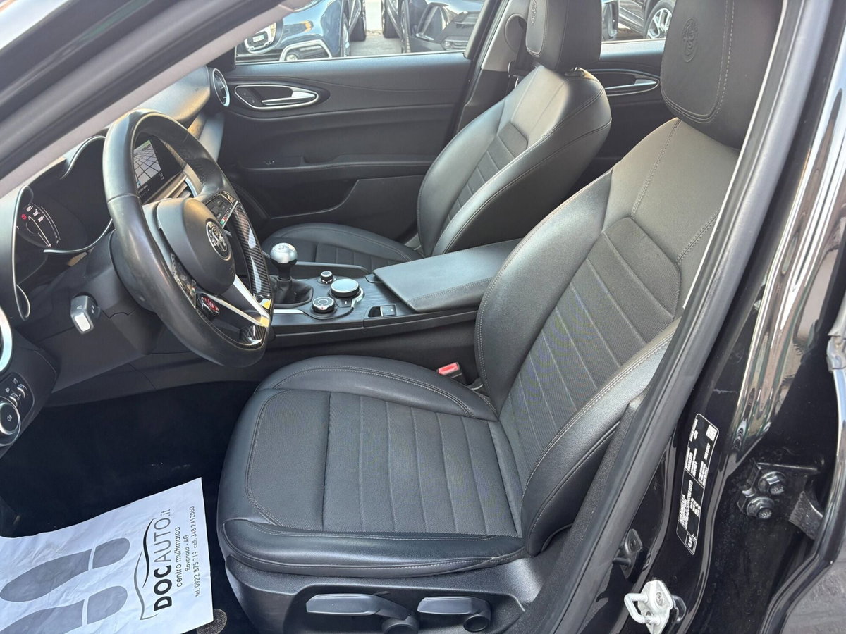 Alfa Romeo Giulia 2.2 Turbodiesel 180 CV AT8 Super (13)