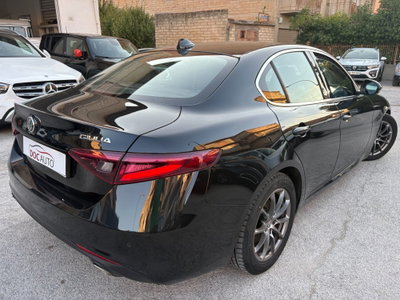 Alfa Romeo Giulia 2.2 Turbodiesel 180 CV AT8 Super (6)