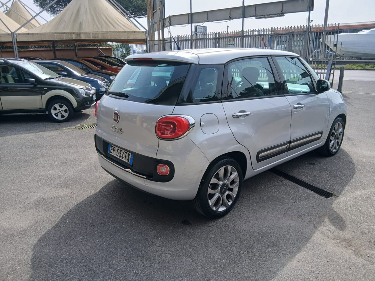 Fiat 500L 1.4 95 CV Lounge (9)