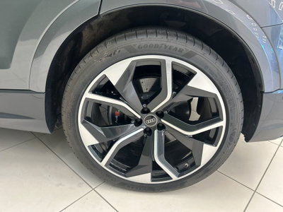 Audi RS Q8 Q8 4.0 mhev quattro tiptronic (17)