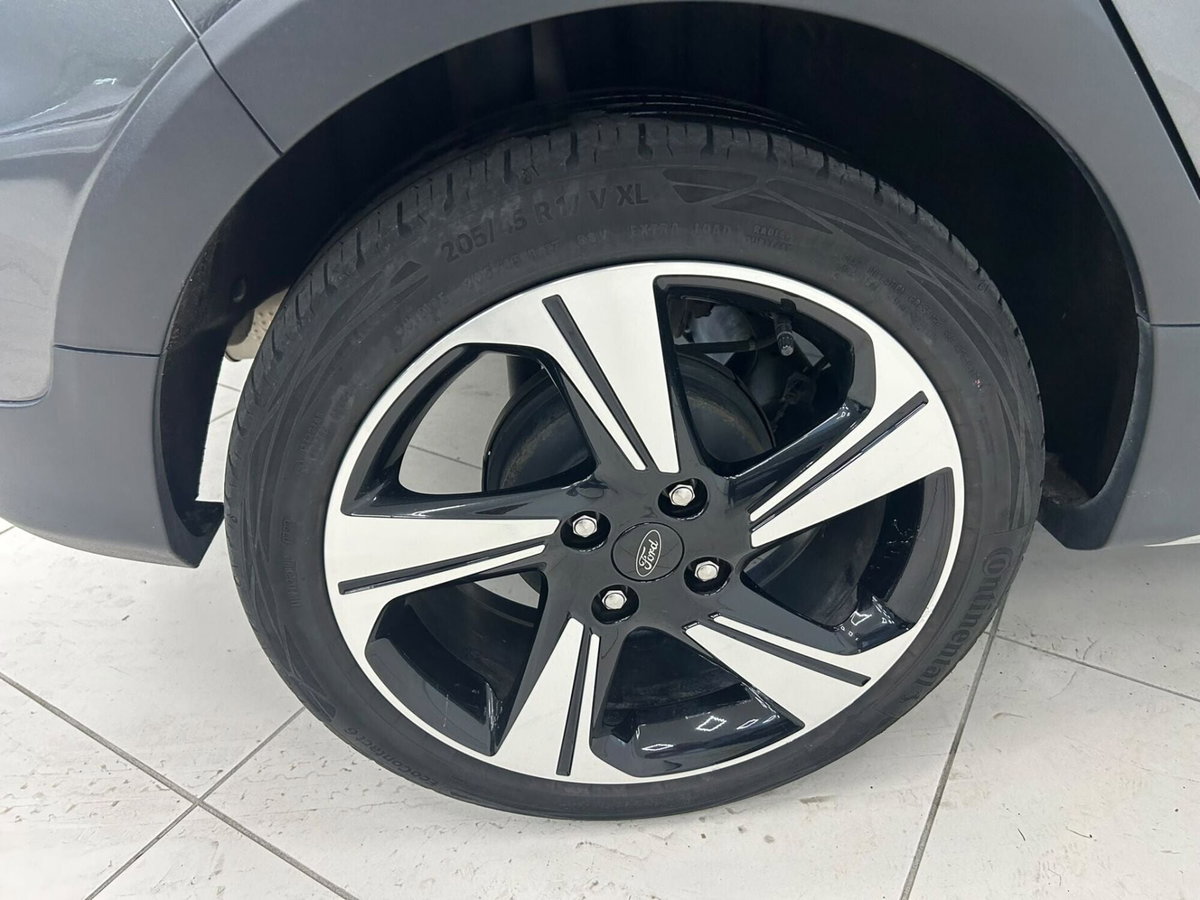 Ford Fiesta Active X 1.0 Ecoboost Hybrid 125 CV 5 porte (7)