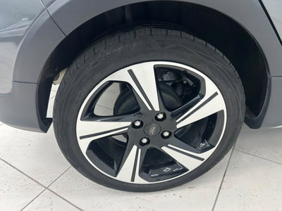 Ford Fiesta Active X 1.0 Ecoboost Hybrid 125 CV 5 porte (7)