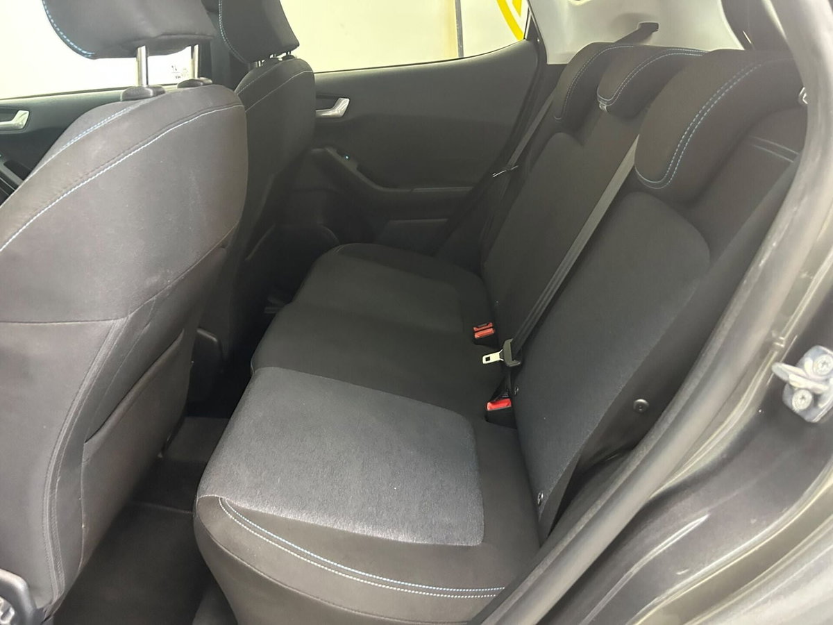 Ford Fiesta Active X 1.0 Ecoboost Hybrid 125 CV 5 porte (8)