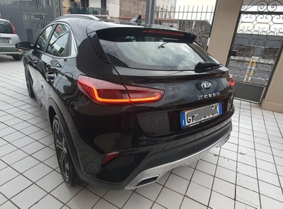 Kia XCeed 1.6 crdi mhev Business 136cv dct (11)