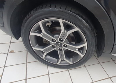 Kia XCeed 1.6 crdi mhev Business 136cv dct (13)