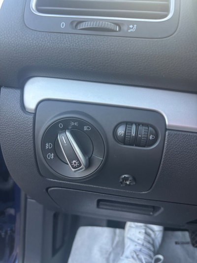 Volkswagen Golf 1.6 TDI DPF 5p. Highline (18)