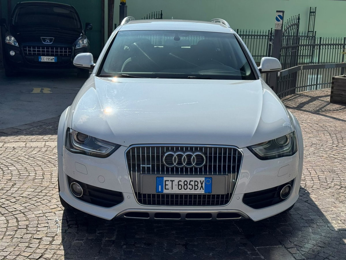 Audi A4 Allroad 2.0 TDI 177 CV S tronic Business Plus (2)