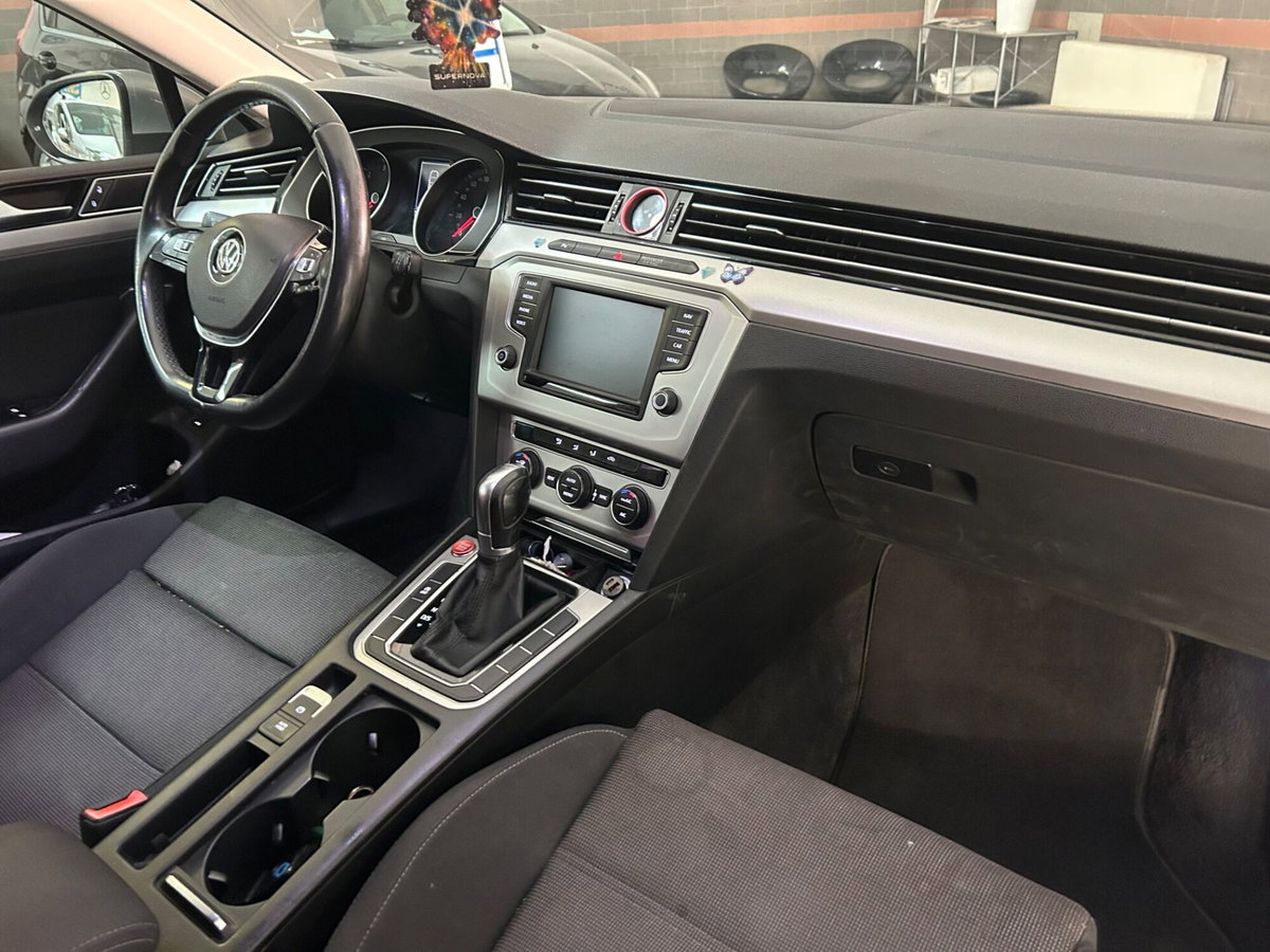 Volkswagen Passat Variant 1.6 TDI Business BlueMotion Technology (6)