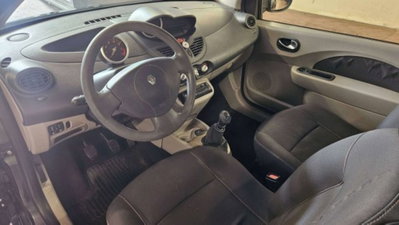 Renault Twingo 1.2 16V Dynamique (8)
