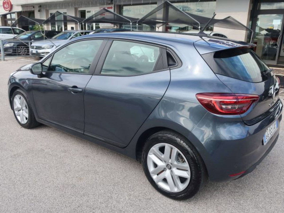 Renault Clio 1.0 tce Generation 90cv (12)