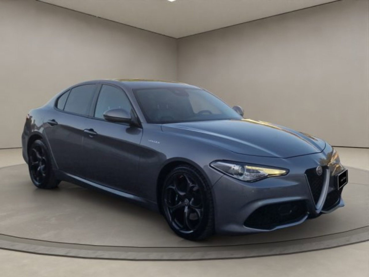 Alfa Romeo Giulia 2.2 Turbodiesel 210 CV AT8 AWD Q4 Veloce (7)
