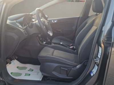Ford Fiesta 1.5 TDCi 75CV 5 porte Titanium (9)