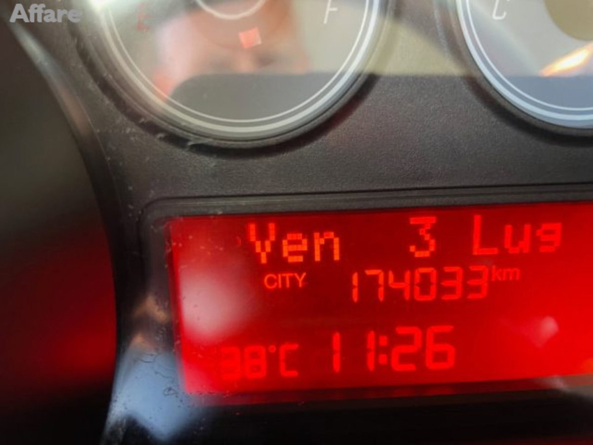 Fiat Punto 1.3 MJT II S&S 95 CV 5 porte Street (10)