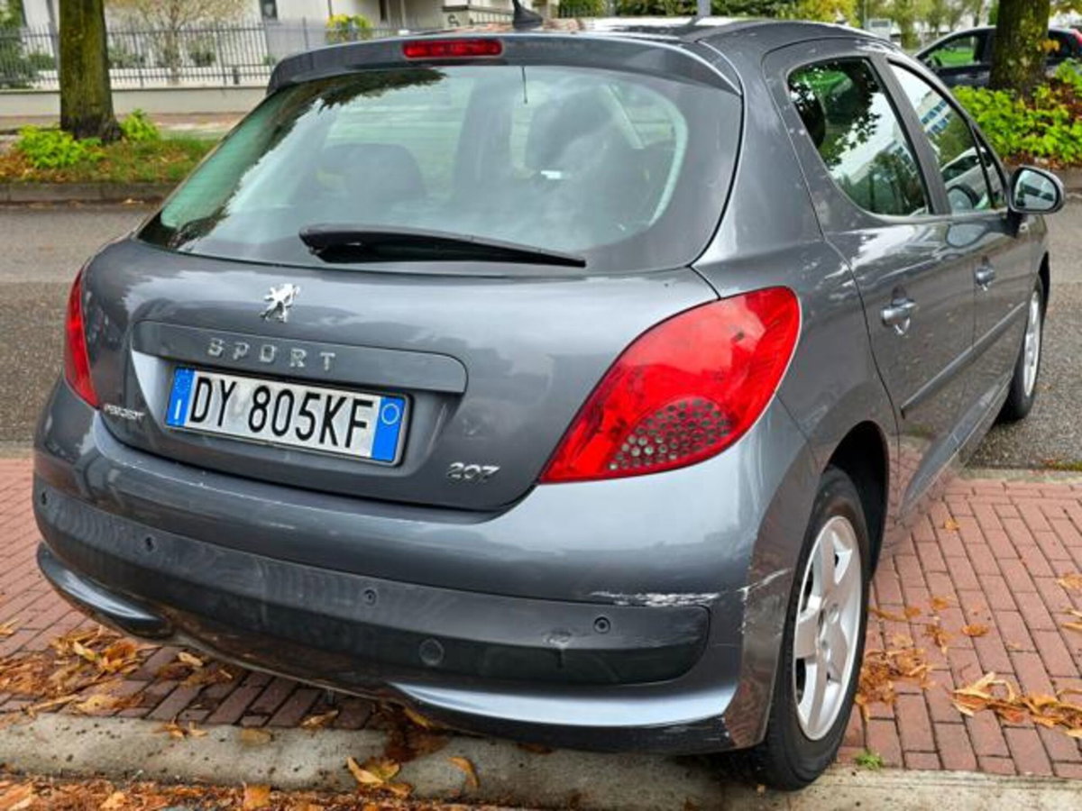Peugeot 207 8V 75CV 5p. Energie Sport ECO GPL (7)