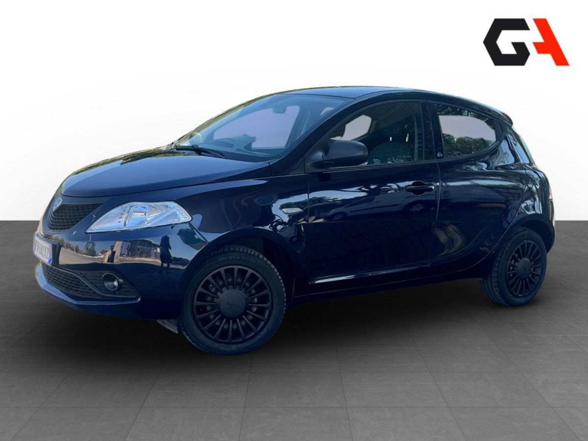 Lancia Ypsilon 1.2 69 CV 5 porte GPL Ecochic Elefantino Blu