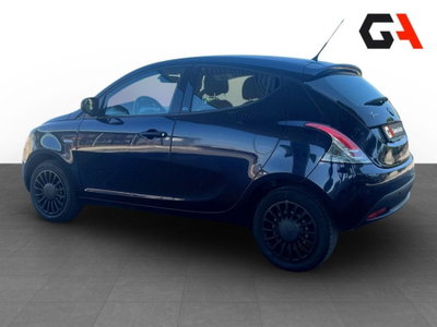 Lancia Ypsilon 1.2 69 CV 5 porte GPL Ecochic Elefantino Blu (5)