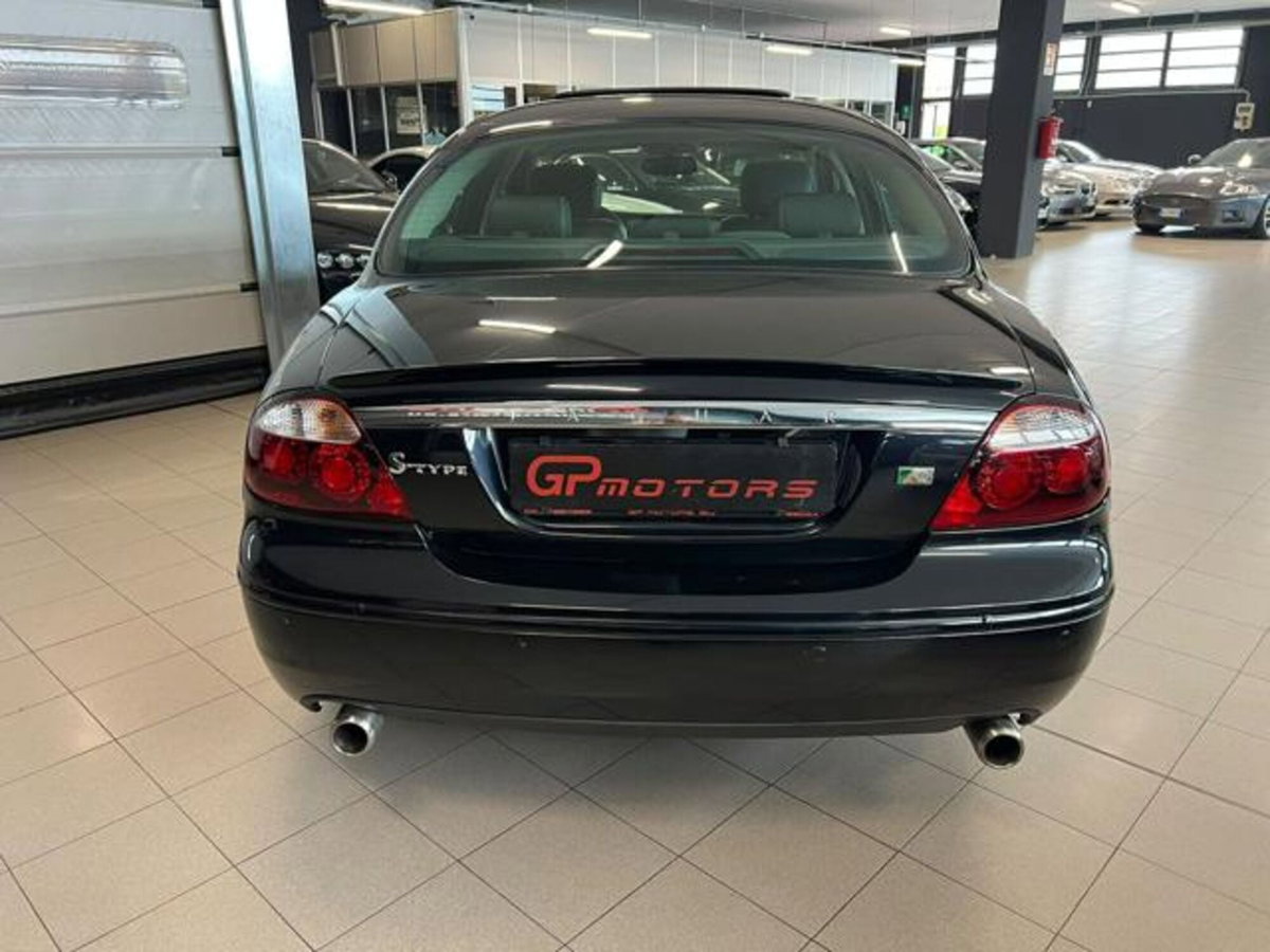 Jaguar S-Type 4.2 V8 R Super Charged (4)